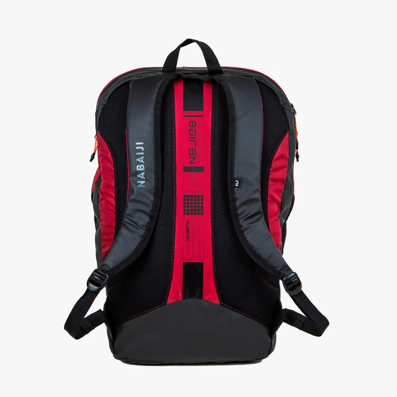 Sac A Dos Natation 40L 900 Noir Rouge 3 Sac A Dos Natation 40L 900 Noir Rouge – Image 3