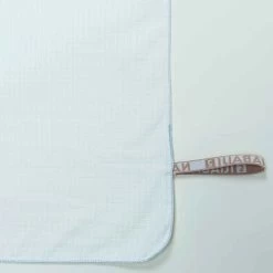 Serviette Microfibre Blanc Ultra Légère Taille XL 110 X 175 Cm -Pas Cher Nautisport Magasin serviette microfibre rose ultra legere taille xl 110 x 175 cm 2